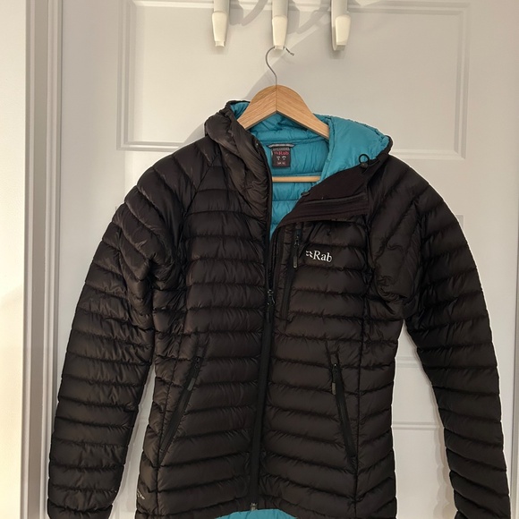 NEW - RAB Microlight Alpine Down Jacket – Small - ($432 Retail) - Picture 6 of 7